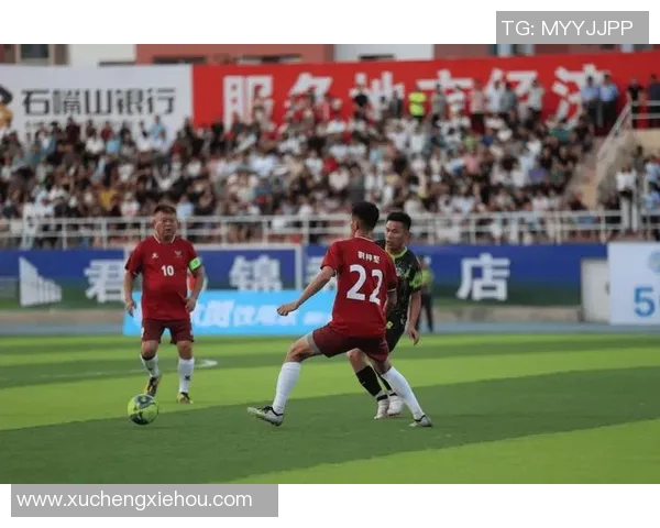 知名足球明星积极参与慈善事业的捐款活动盘点